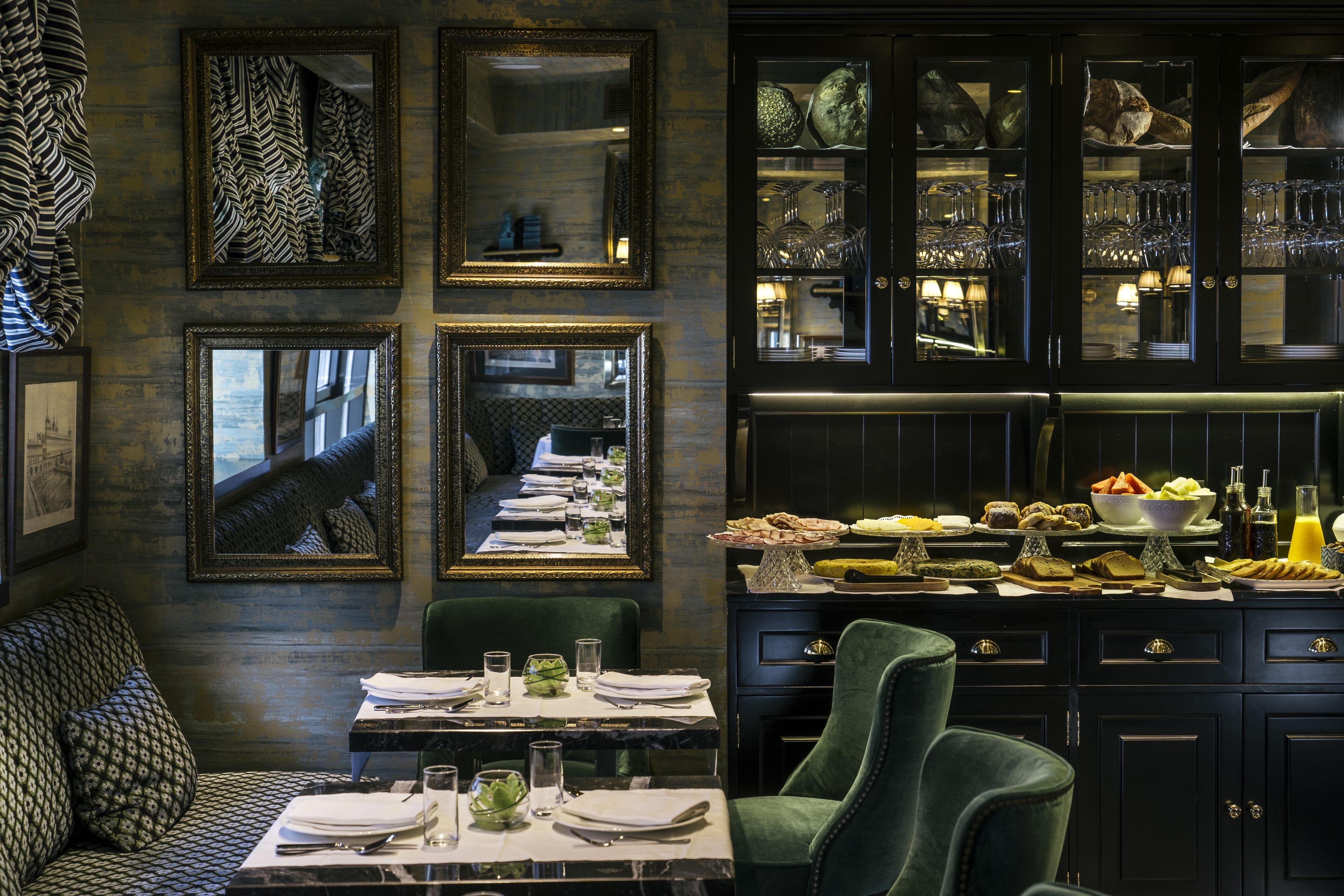 The First One Madrid Preciados (Adults Only) — Photos 1
